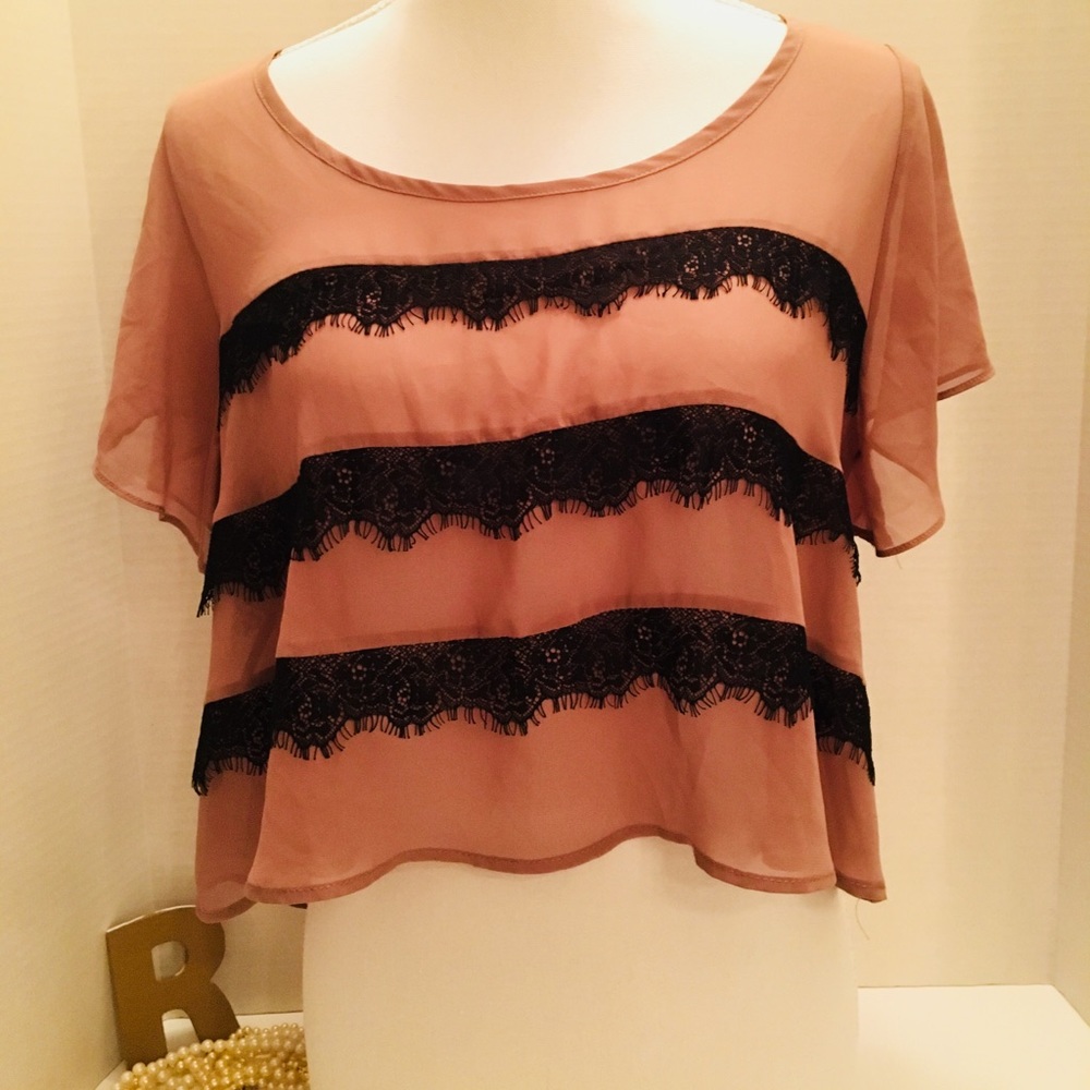 LUSH (S) tan/blk sheer lace top
